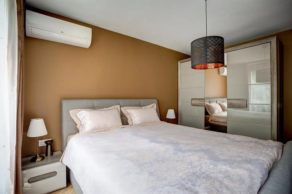 Silver & Gold Apartment Sofia